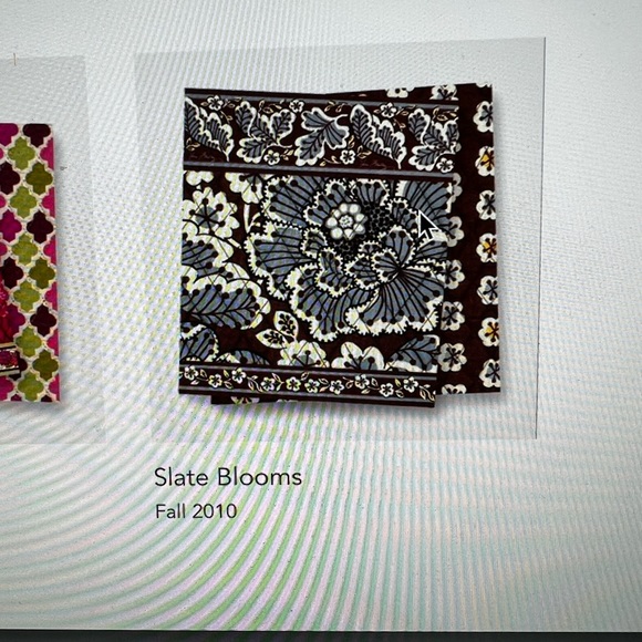 Vera Bradley Slate Blooms hard shell iPad crossbody case bag retired pattern - Picture 11 of 14